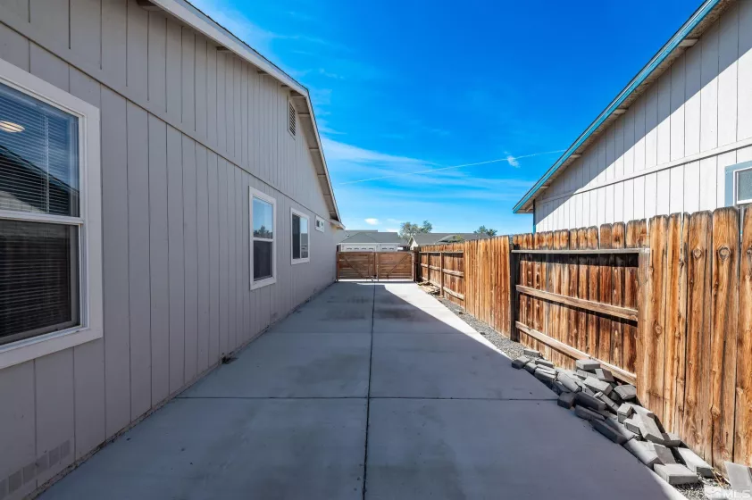 604 Annie Way, Fernley, Nevada 89408, 3 Bedrooms Bedrooms, ,2 BathroomsBathrooms,Residential,For Sale,Annie Way,240012279