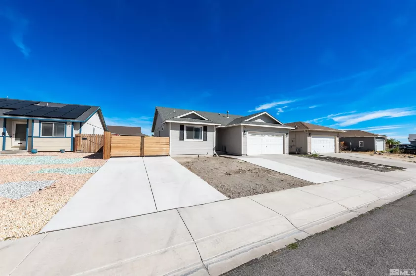 604 Annie Way, Fernley, Nevada 89408, 3 Bedrooms Bedrooms, ,2 BathroomsBathrooms,Residential,For Sale,Annie Way,240012279