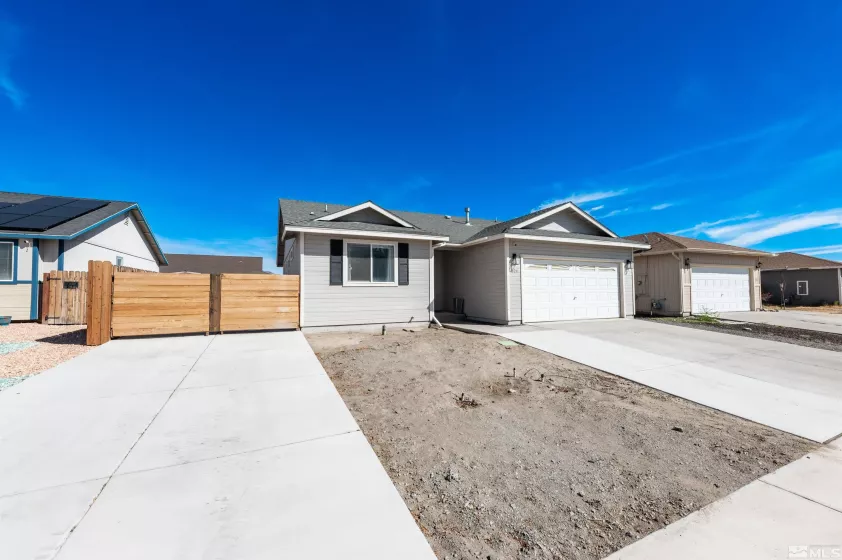 604 Annie Way, Fernley, Nevada 89408, 3 Bedrooms Bedrooms, ,2 BathroomsBathrooms,Residential,For Sale,Annie Way,240012279