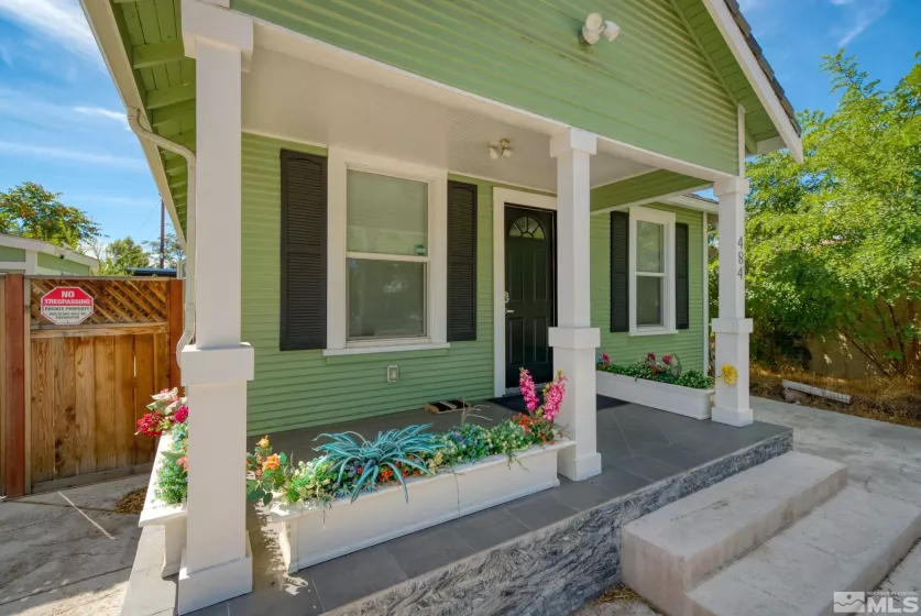 484 E 8th St., Reno, Nevada 89512, ,Residential Income,For Sale,E 8th St.,240012294