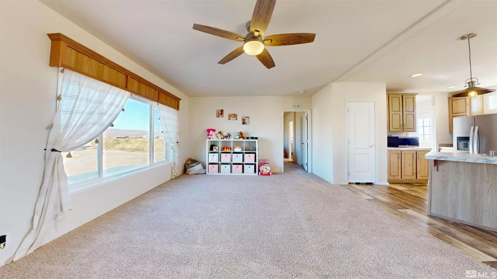 2050 Horseshoe Dr, Battle Mountain, Nevada 89820, 3 Bedrooms Bedrooms, ,2 BathroomsBathrooms,Residential,For Sale,Horseshoe Dr,240010659