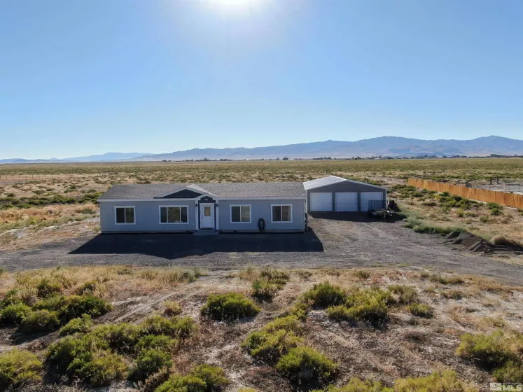 2050 Horseshoe Dr, Battle Mountain, Nevada 89820, 3 Bedrooms Bedrooms, ,2 BathroomsBathrooms,Residential,For Sale,Horseshoe Dr,240010659