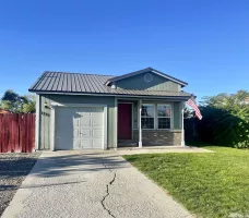 1220 Melarkey St, Winnemucca, Nevada 89445, 2 Bedrooms Bedrooms, ,1 BathroomBathrooms,Residential,For Sale,Melarkey St,240012559