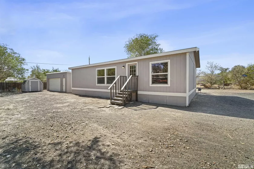 1070 Donner Trail, Silver Springs, Nevada 89429, 3 Bedrooms Bedrooms, ,2 BathroomsBathrooms,Residential,For Sale,Donner Trail,240012626