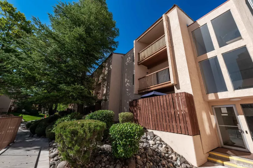 2750 Plumas Street #213, Reno, Nevada 89509, 1 Bedroom Bedrooms, ,1 BathroomBathrooms,Residential,For Sale,Plumas Street #213,240012665