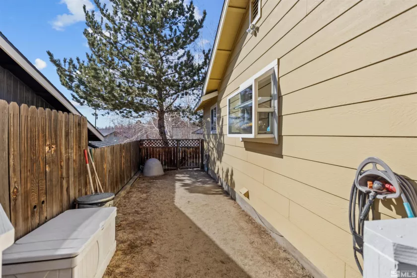 3456 Rocky Ridge Blvd, Sparks, Nevada 89431, 3 Bedrooms Bedrooms, ,2 BathroomsBathrooms,Residential,For Sale,Rocky Ridge Blvd,240012670