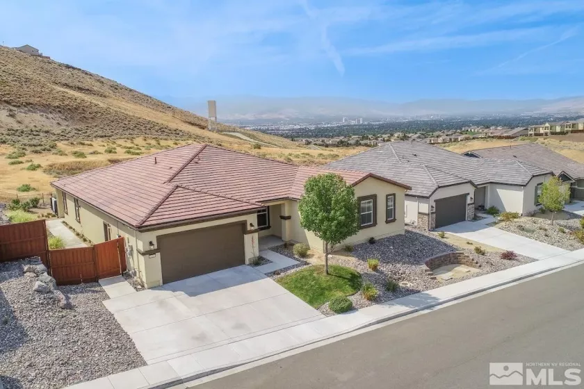 3183 Vecchio Dr, Sparks, Nevada 89434, 4 Bedrooms Bedrooms, ,3 BathroomsBathrooms,Residential,For Sale,Vecchio Dr,240012675