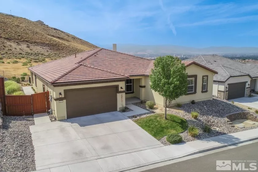 3183 Vecchio Dr, Sparks, Nevada 89434, 4 Bedrooms Bedrooms, ,3 BathroomsBathrooms,Residential,For Sale,Vecchio Dr,240012675