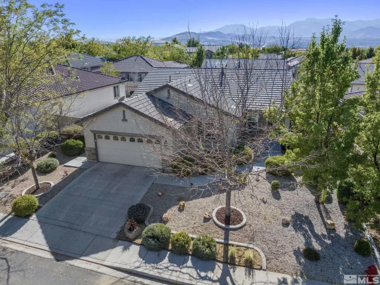 10755 Clear Vista Dr, Reno, Nevada 89521, 4 Bedrooms Bedrooms, ,2 BathroomsBathrooms,Residential,For Sale,Clear Vista Dr,240012695