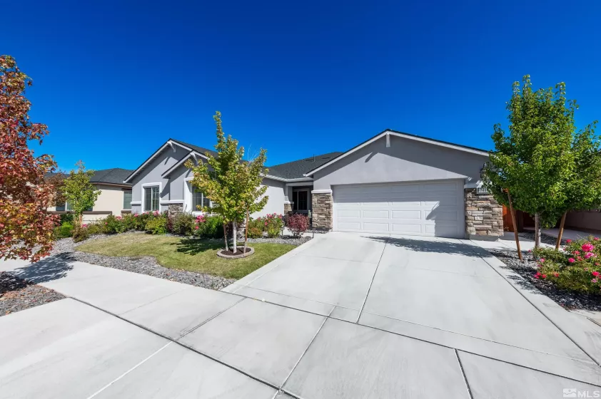 7410 Souverain Lane, Reno, Nevada 89506, 4 Bedrooms Bedrooms, ,3 BathroomsBathrooms,Residential,For Sale,Souverain Lane,240012720