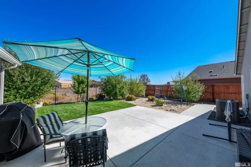 7410 Souverain Lane, Reno, Nevada 89506, 4 Bedrooms Bedrooms, ,3 BathroomsBathrooms,Residential,For Sale,Souverain Lane,240012720