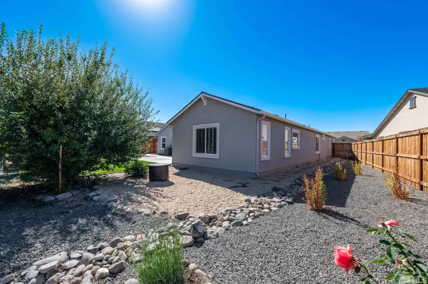 7410 Souverain Lane, Reno, Nevada 89506, 4 Bedrooms Bedrooms, ,3 BathroomsBathrooms,Residential,For Sale,Souverain Lane,240012720