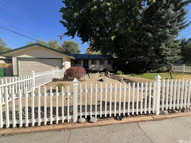 1020 McDonald Dr., Reno, Nevada 89503, 3 Bedrooms Bedrooms, ,2 BathroomsBathrooms,Residential,For Sale,McDonald Dr.,240012738