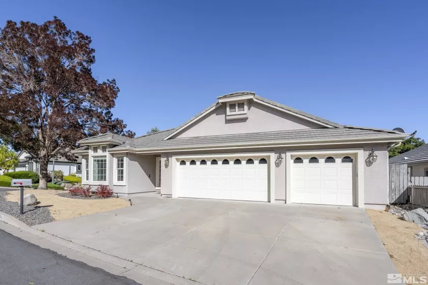 6210 S Deer Meadows Ct, Reno, Nevada 89519, 3 Bedrooms Bedrooms, ,2 BathroomsBathrooms,Residential,For Sale,S Deer Meadows Ct,240012778