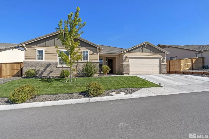 10250 Palladium Mine Dr, Reno, Nevada 89521, 4 Bedrooms Bedrooms, ,3 BathroomsBathrooms,Residential,For Sale,Palladium Mine Dr,240012781