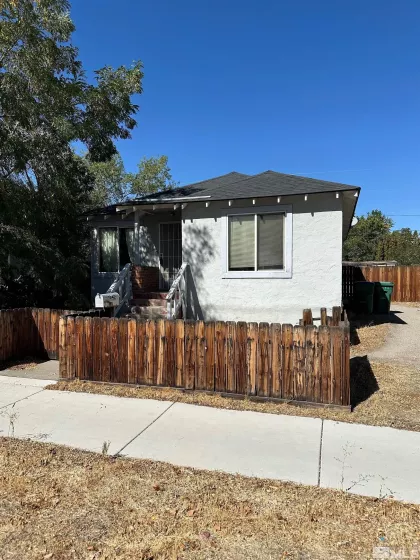 1642 H Street, Sparks, Nevada 89431, 2 Bedrooms Bedrooms, ,1 BathroomBathrooms,Residential,For Sale,H Street,240012759