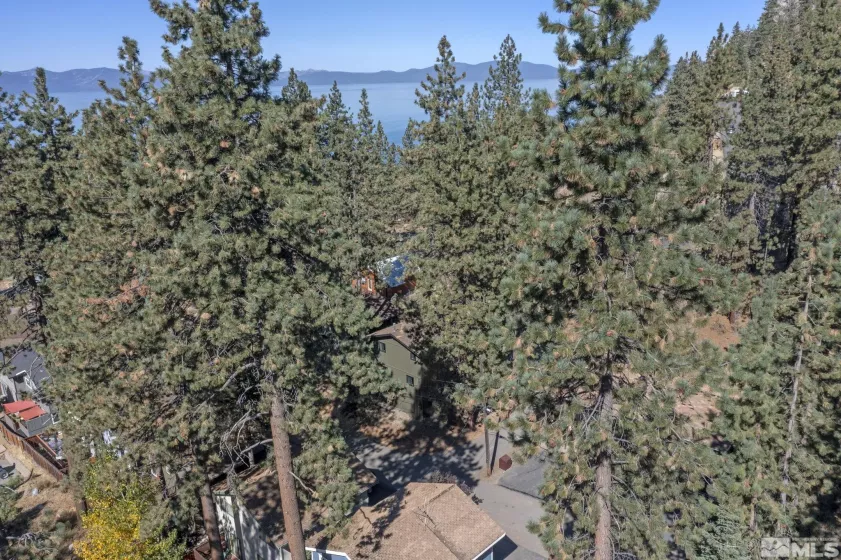 228 Lyons Ave, Zephyr Cove, Nevada 89448, 2 Bedrooms Bedrooms, ,2 BathroomsBathrooms,Residential,For Sale,Lyons Ave,240012767