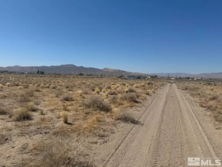 1905 Quince Ave, Silver Springs, Nevada 89429, ,Land,For Sale,Quince Ave,240012792