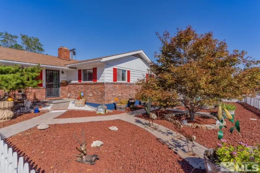 1045 Maplewood Dr., Reno, Nevada 89509, 3 Bedrooms Bedrooms, ,2 BathroomsBathrooms,Residential,For Sale,Maplewood Dr.,240012793