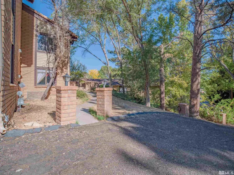 1535 Kings Canyon Road, Carson City, Nevada 89703, 4 Bedrooms Bedrooms, ,3 BathroomsBathrooms,Residential,For Sale,Kings Canyon Road,240012796