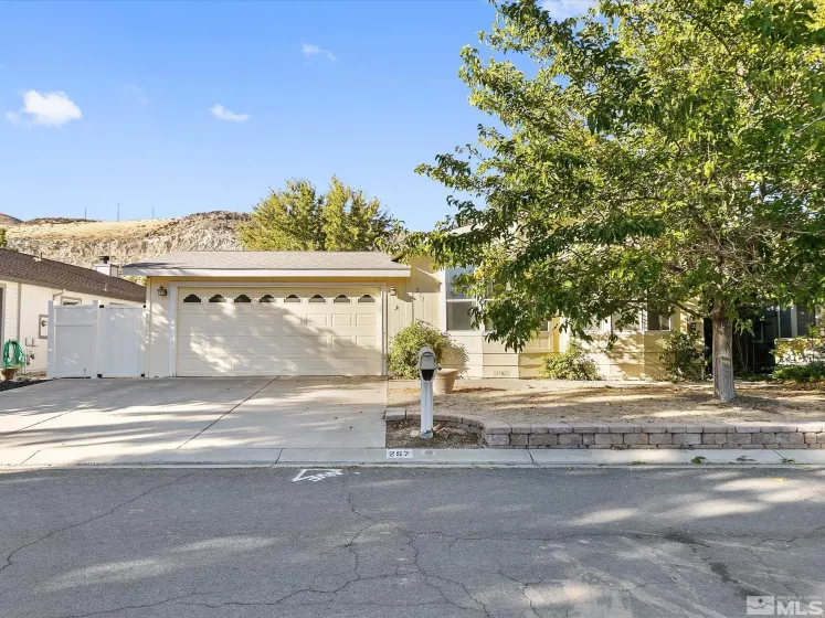 257 Ave de la d'Emerald, Sparks, Nevada 89434, 3 Bedrooms Bedrooms, ,2 BathroomsBathrooms,Residential,For Sale,Ave de la d'Emerald,240012810