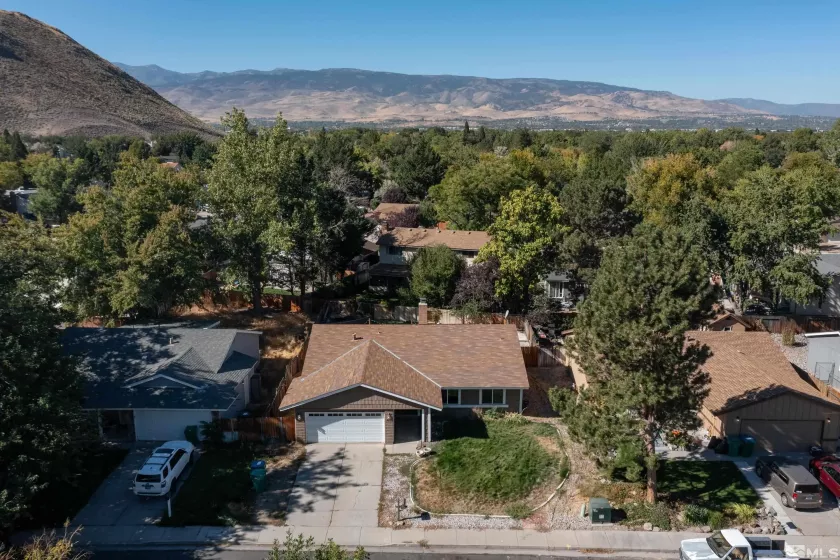 4155 San Marcos Lane, Reno, Nevada 89502, 3 Bedrooms Bedrooms, ,2 BathroomsBathrooms,Residential,For Sale,San Marcos Lane,240012850