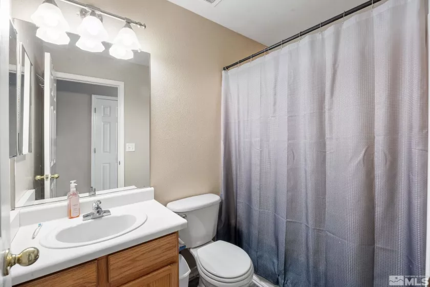 9925 Brightridge Drive, Reno, Nevada 89506, 4 Bedrooms Bedrooms, ,2 BathroomsBathrooms,Residential,For Sale,Brightridge Drive,240012861