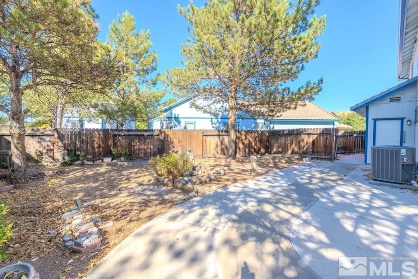 2102 Frisco Way, Sparks, Nevada 89434, 4 Bedrooms Bedrooms, ,3 BathroomsBathrooms,Residential,For Sale,Frisco Way,240012880