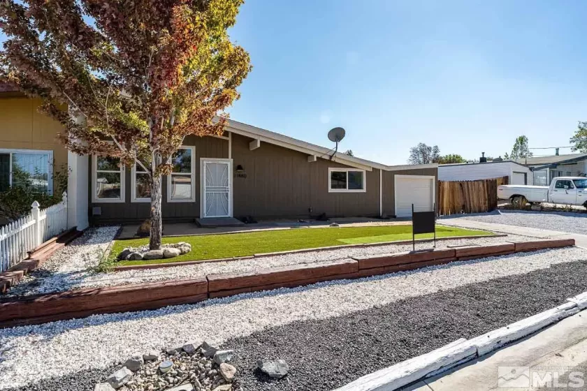 11480 Rocky Mountain St, Reno, Nevada 89506, 3 Bedrooms Bedrooms, ,1 BathroomBathrooms,Residential,For Sale,Rocky Mountain St,240012600