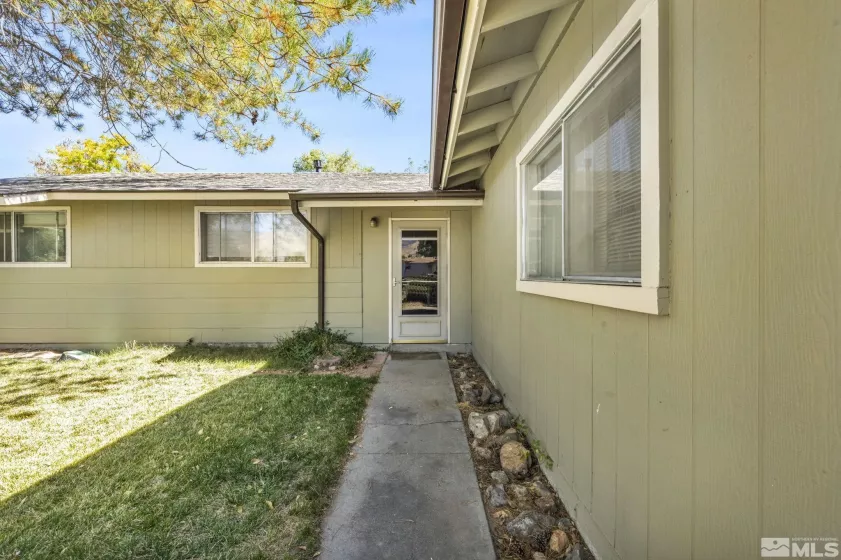 2105 Birch Street, Carson City, Nevada 89701, 4 Bedrooms Bedrooms, ,2 BathroomsBathrooms,Residential,For Sale,Birch Street,240012890