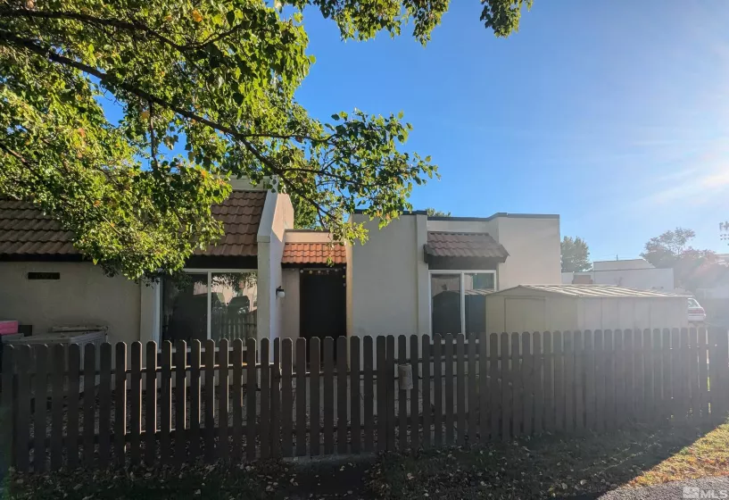 1041 Baywood Dr, Sparks, Nevada 89434, 3 Bedrooms Bedrooms, ,1 BathroomBathrooms,Residential,For Sale,Baywood Dr,240012891