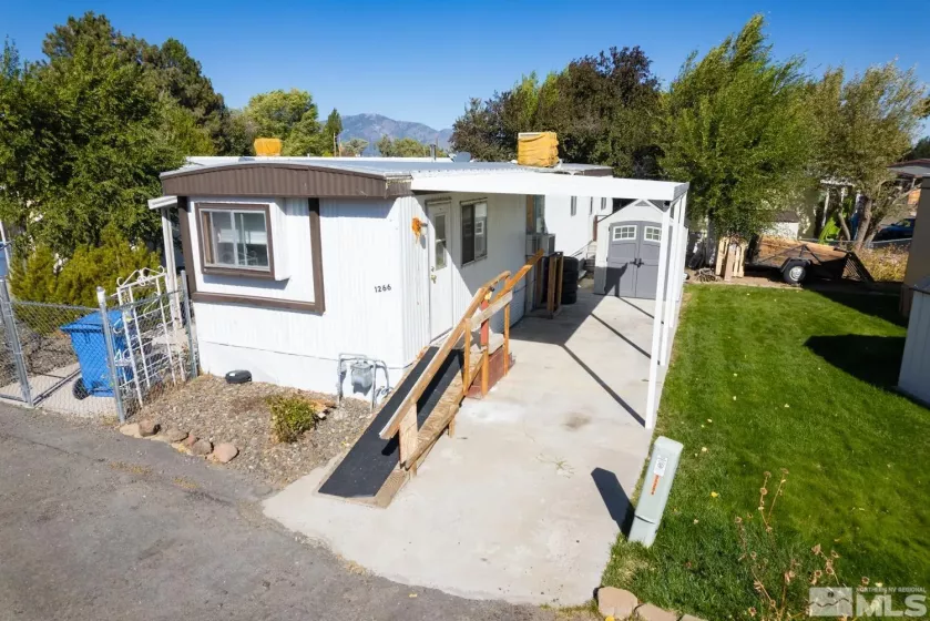 1266 Kingslane, Gardnerville, Nevada 89410, 2 Bedrooms Bedrooms, ,1 BathroomBathrooms,Residential,For Sale,Kingslane,240012893