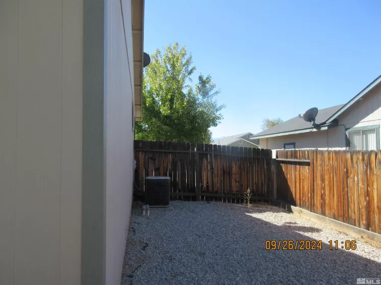 992 Ridgeview Dr, Carson City, Nevada 89705, 3 Bedrooms Bedrooms, ,2 BathroomsBathrooms,Residential,For Sale,Ridgeview Dr,240012897