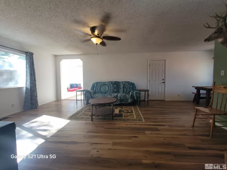 477 7th St, Fernley, Nevada 89408, 3 Bedrooms Bedrooms, ,2 BathroomsBathrooms,Residential,For Sale,7th St,240012896