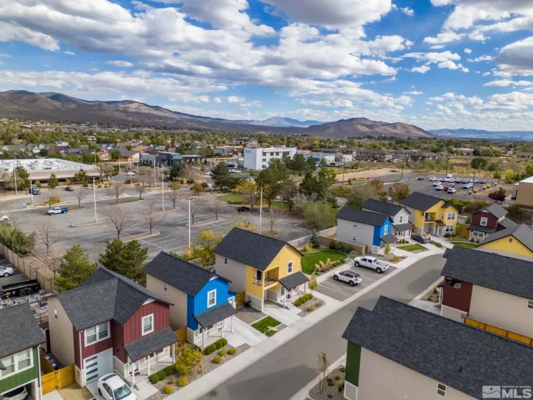 3870 Bonnie Pl, Carson City, Nevada 89701, 3 Bedrooms Bedrooms, ,2 BathroomsBathrooms,Residential,For Sale,Bonnie Pl,240012911