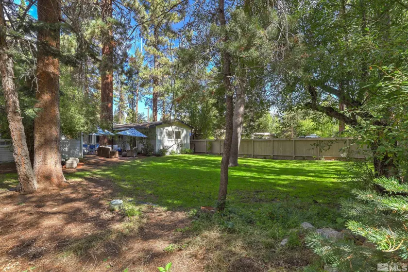 2204 Royal Ave, South Lake Tahoe, California 96150, 3 Bedrooms Bedrooms, ,2 BathroomsBathrooms,Residential,For Sale,Royal Ave,240012931