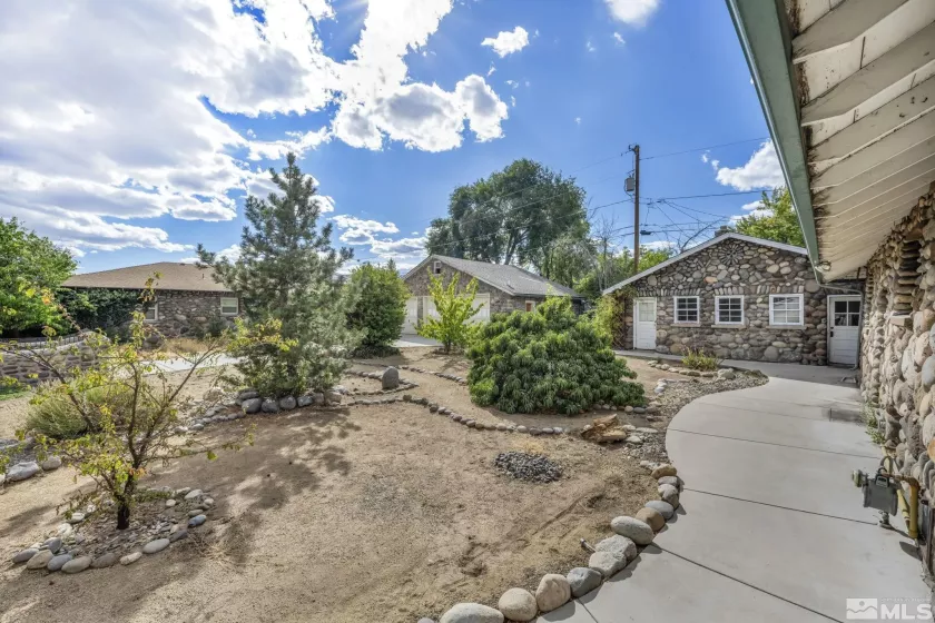 1035 Lander St, Reno, Nevada 89509, 4 Bedrooms Bedrooms, ,3 BathroomsBathrooms,Residential,For Sale,Lander St,240012933