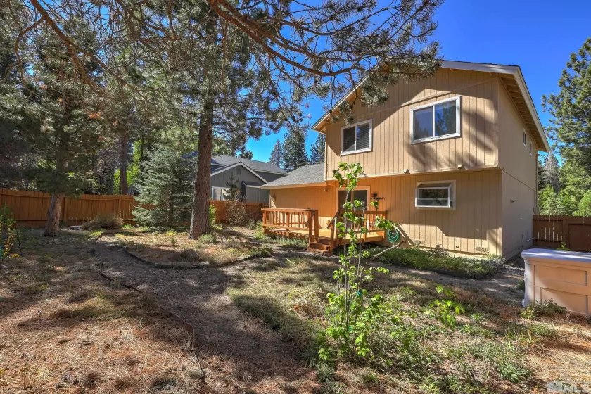 1118 Sioux St, South Lake Tahoe, California 96150, 3 Bedrooms Bedrooms, ,3 BathroomsBathrooms,Residential,For Sale,Sioux St,240012945