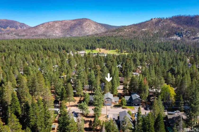 1118 Sioux St, South Lake Tahoe, California 96150, 3 Bedrooms Bedrooms, ,3 BathroomsBathrooms,Residential,For Sale,Sioux St,240012945