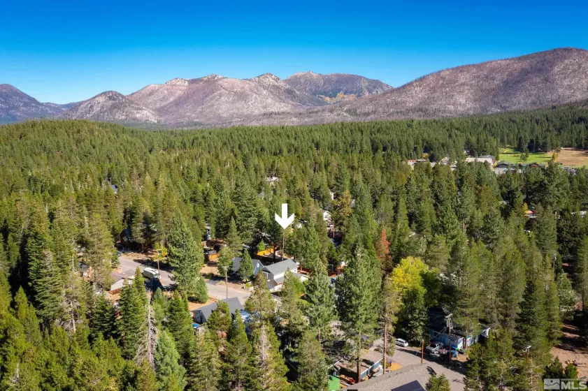 1118 Sioux St, South Lake Tahoe, California 96150, 3 Bedrooms Bedrooms, ,3 BathroomsBathrooms,Residential,For Sale,Sioux St,240012945