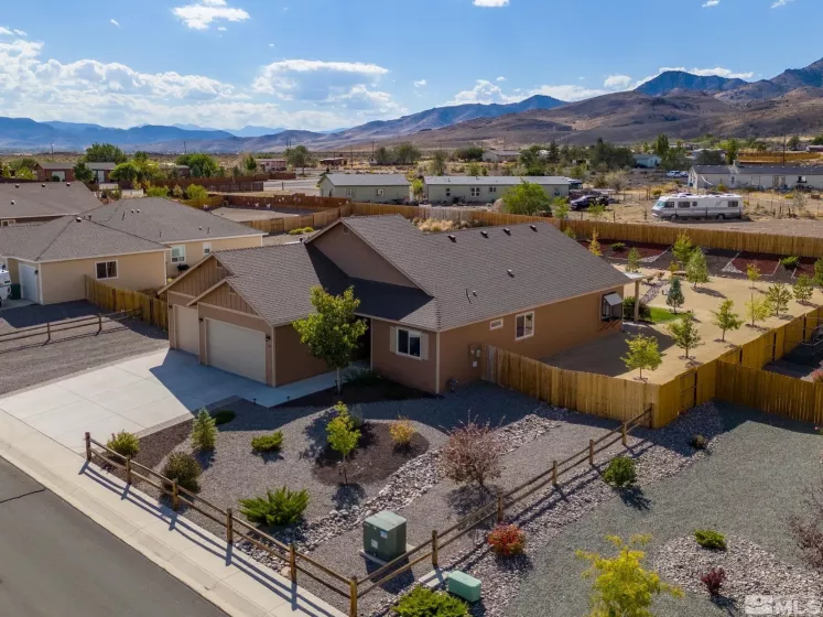 152 Cambridge Dr, Dayton, Nevada 89403, 4 Bedrooms Bedrooms, ,3 BathroomsBathrooms,Residential,For Sale,Cambridge Dr,240012955