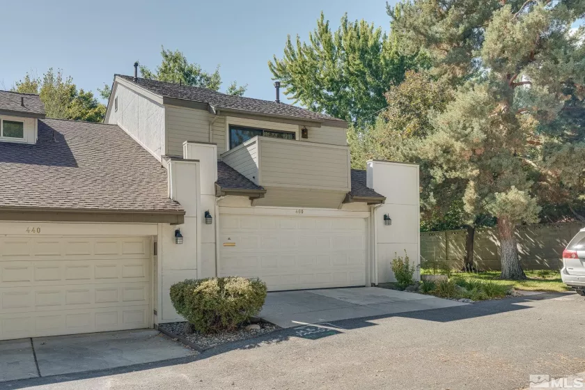 460 Shady Lane Court, Reno, Nevada 89509, 2 Bedrooms Bedrooms, ,2 BathroomsBathrooms,Residential,For Sale,Shady Lane Court,240012957