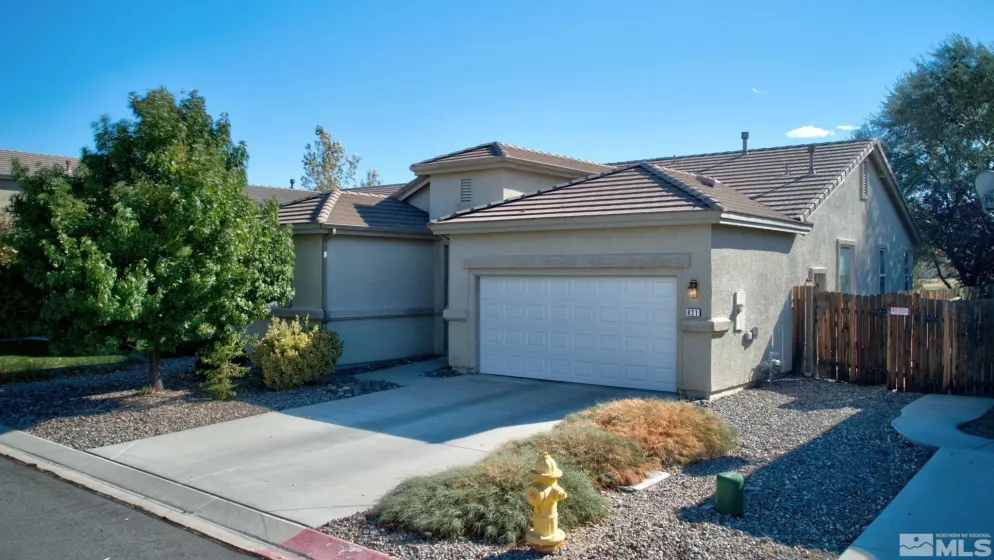 921 Lakeview Drive, Dayton, Nevada 89403, 3 Bedrooms Bedrooms, ,2 BathroomsBathrooms,Residential,For Sale,Lakeview Drive,240012956