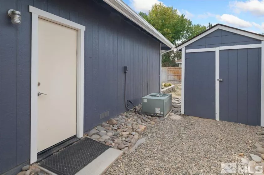 1740 Bliss Ct, Carson City, Nevada 89701, 3 Bedrooms Bedrooms, ,2 BathroomsBathrooms,Residential,For Sale,Bliss Ct,240012967