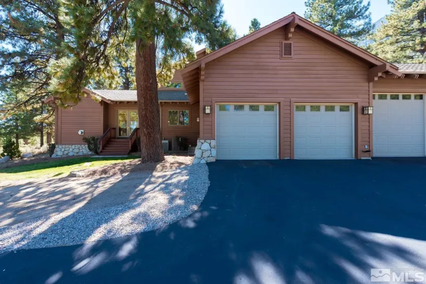 210 Sheridan Creek Ct, Gardnerville, Nevada 89460, 5 Bedrooms Bedrooms, ,5 BathroomsBathrooms,Residential,For Sale,Sheridan Creek Ct,240012985