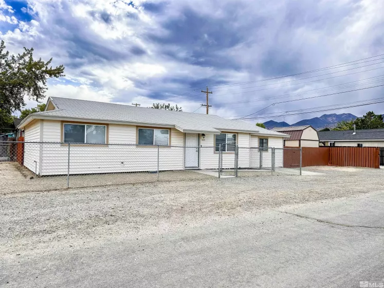 1020 2nd St, Hawthorne, Nevada 89415, 3 Bedrooms Bedrooms, ,1 BathroomBathrooms,Residential,For Sale,2nd St,240012991