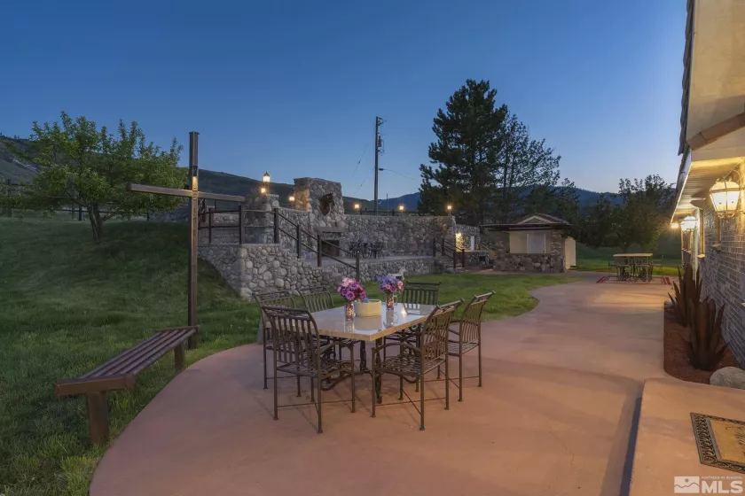 605 Deer Mountain Rd, Verdi, Nevada 89439, 9 Bedrooms Bedrooms, ,7 BathroomsBathrooms,Residential,For Sale,Deer Mountain Rd,240007390