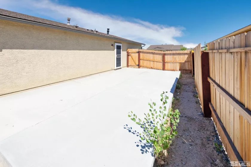 652 McGill Dr, Reno, Nevada 89506, 2 Bedrooms Bedrooms, ,2 BathroomsBathrooms,Residential,For Sale,McGill Dr,240010899