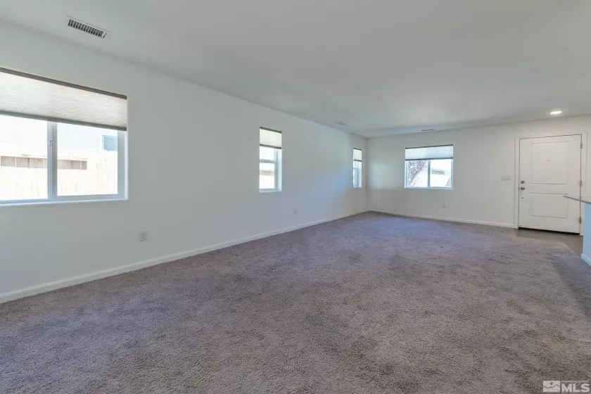 652 McGill Dr, Reno, Nevada 89506, 2 Bedrooms Bedrooms, ,2 BathroomsBathrooms,Residential,For Sale,McGill Dr,240010899