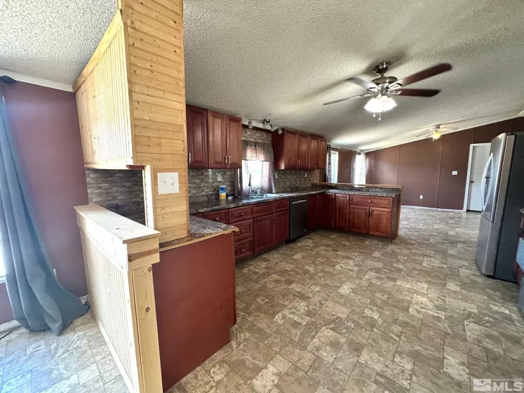 20 Mahogany Blvd, Hadley, Nevada 89045, 4 Bedrooms Bedrooms, ,3 BathroomsBathrooms,Residential,For Sale,Mahogany Blvd,240010682